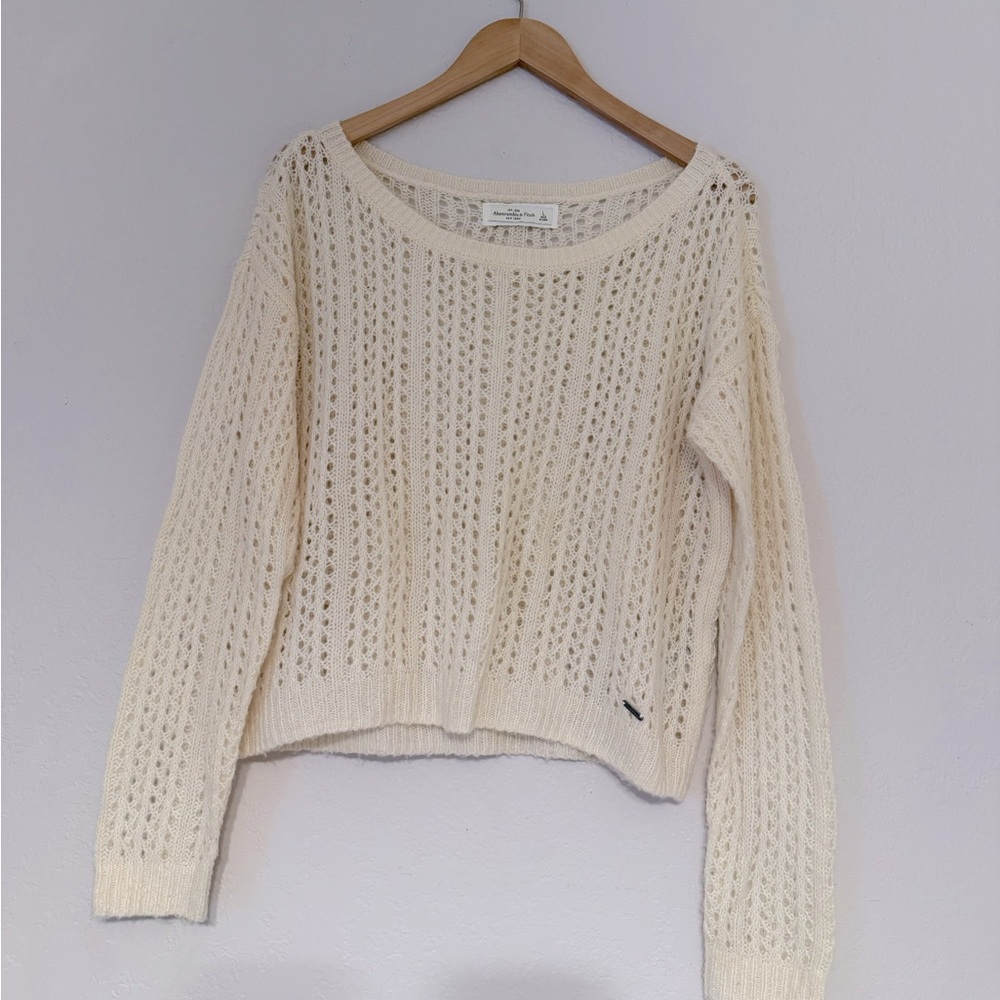 Abercrombie knit off the shoulder sweater